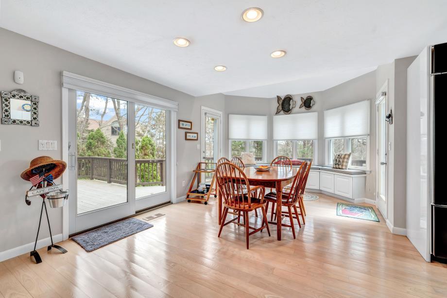 35 Punkhorn Point Road Mashpee MA 02649