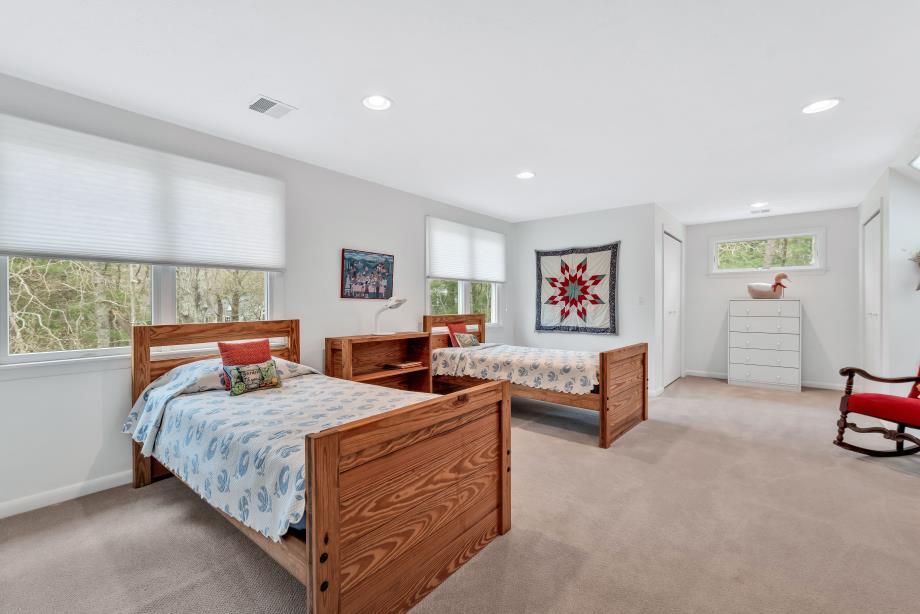 35 Punkhorn Point Road Mashpee MA 02649