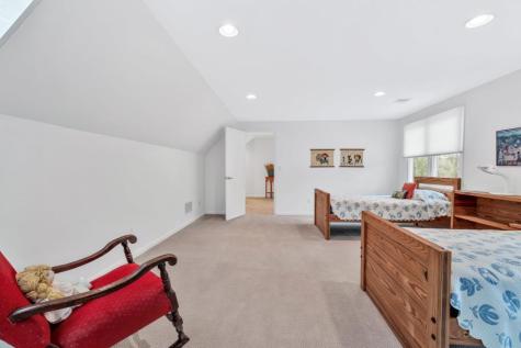 35 Punkhorn Point Road Mashpee MA 02649