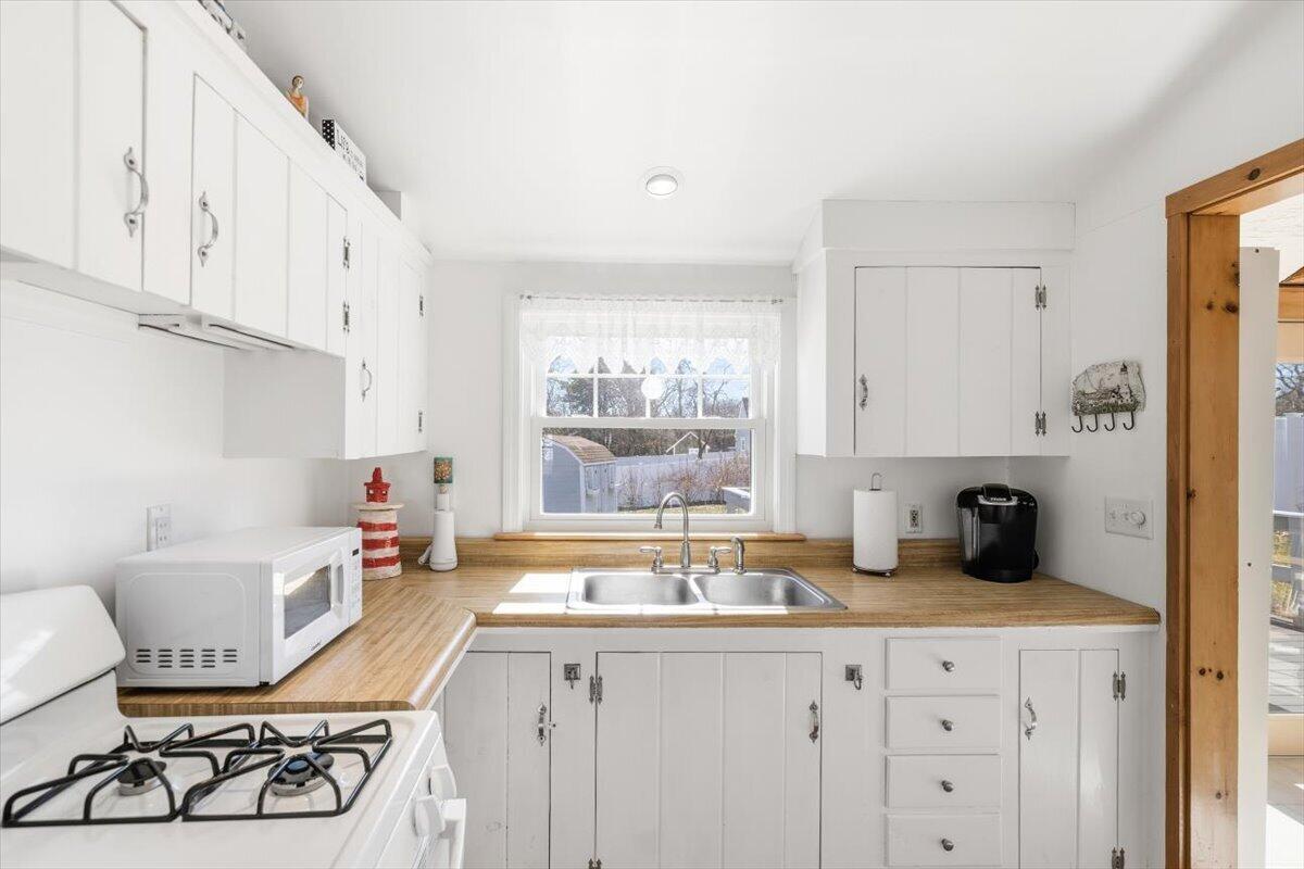 51 Sunset Lane Dennis MA 02670
