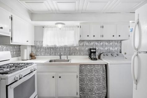 10 Cleveland Avenue Wareham MA 02558
