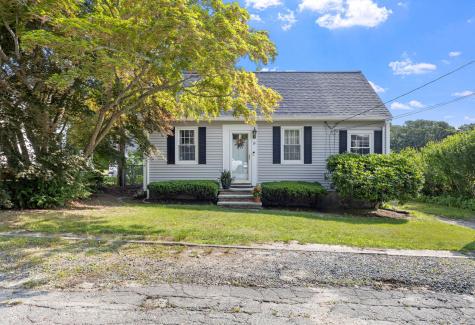 10 Cleveland Avenue Wareham MA 02558