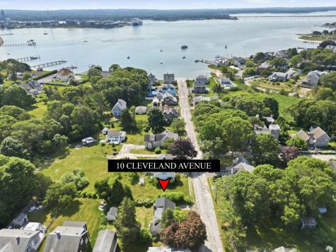 10 Cleveland Avenue Wareham MA 02558