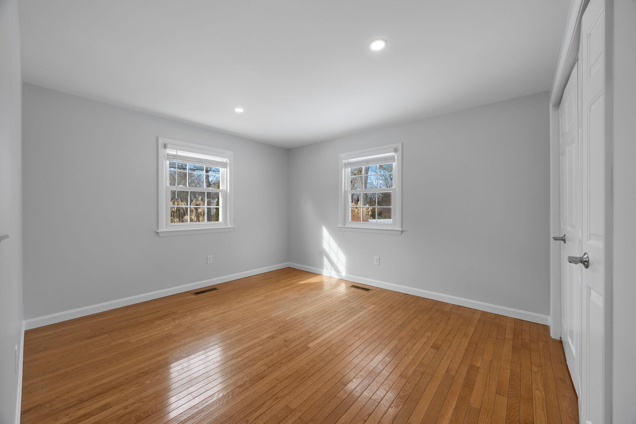 17 Kings Way Orleans MA 02653