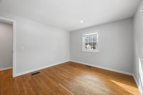 17 Kings Way Orleans MA 02653