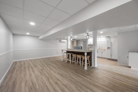 17 Kings Way Orleans MA 02653