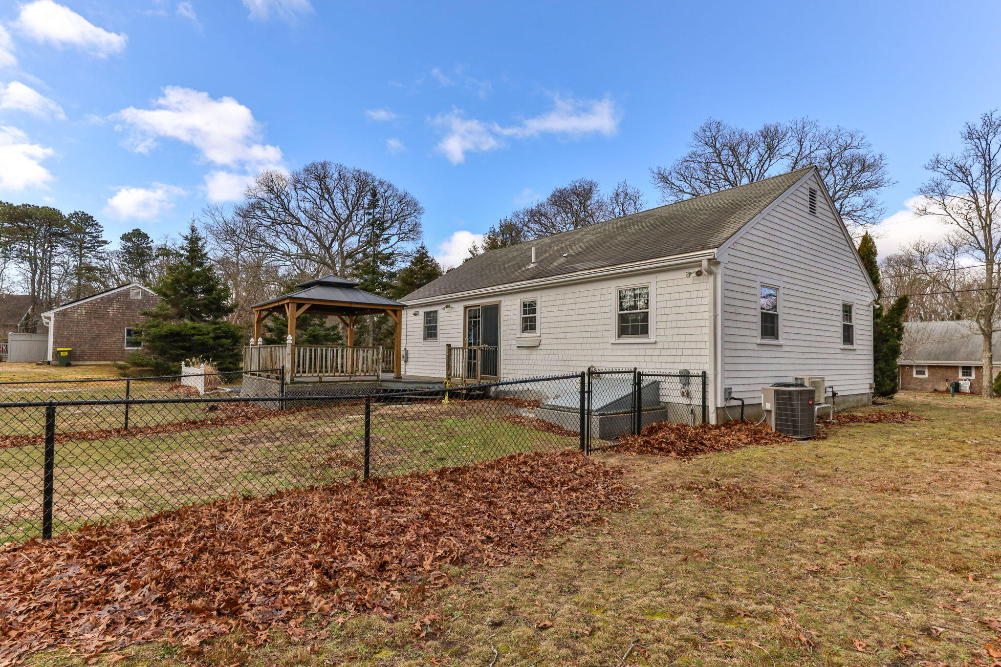 17 Kings Way Orleans MA 02653