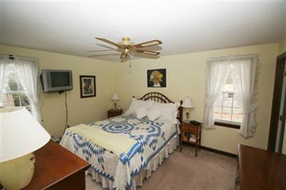 39 Victoria Street Centerville MA 02632