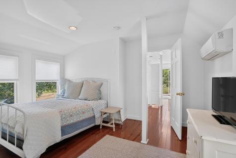 28 Black Point Road Chilmark MA 02535