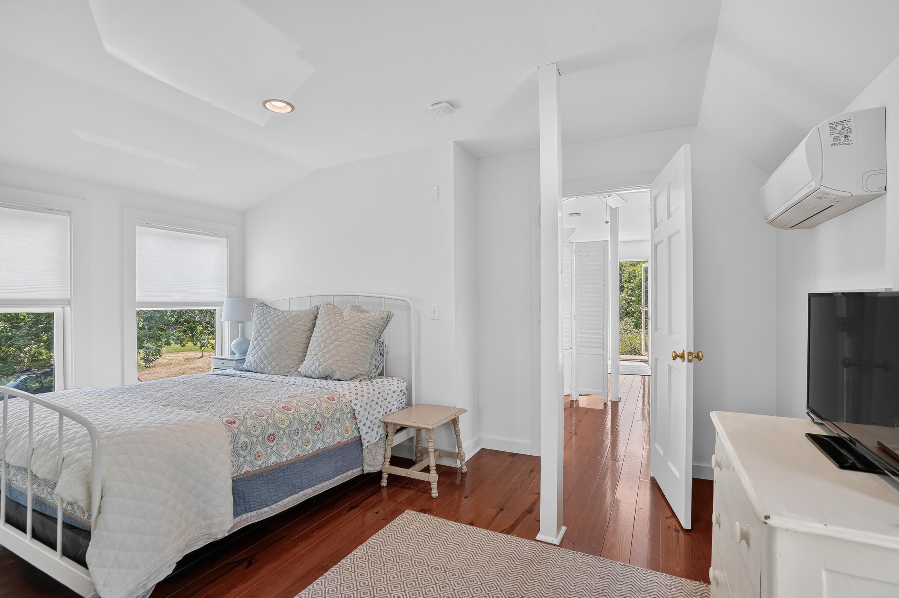 28 Black Point Road Chilmark MA 02535