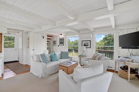 28 Black Point Road Chilmark MA 02535