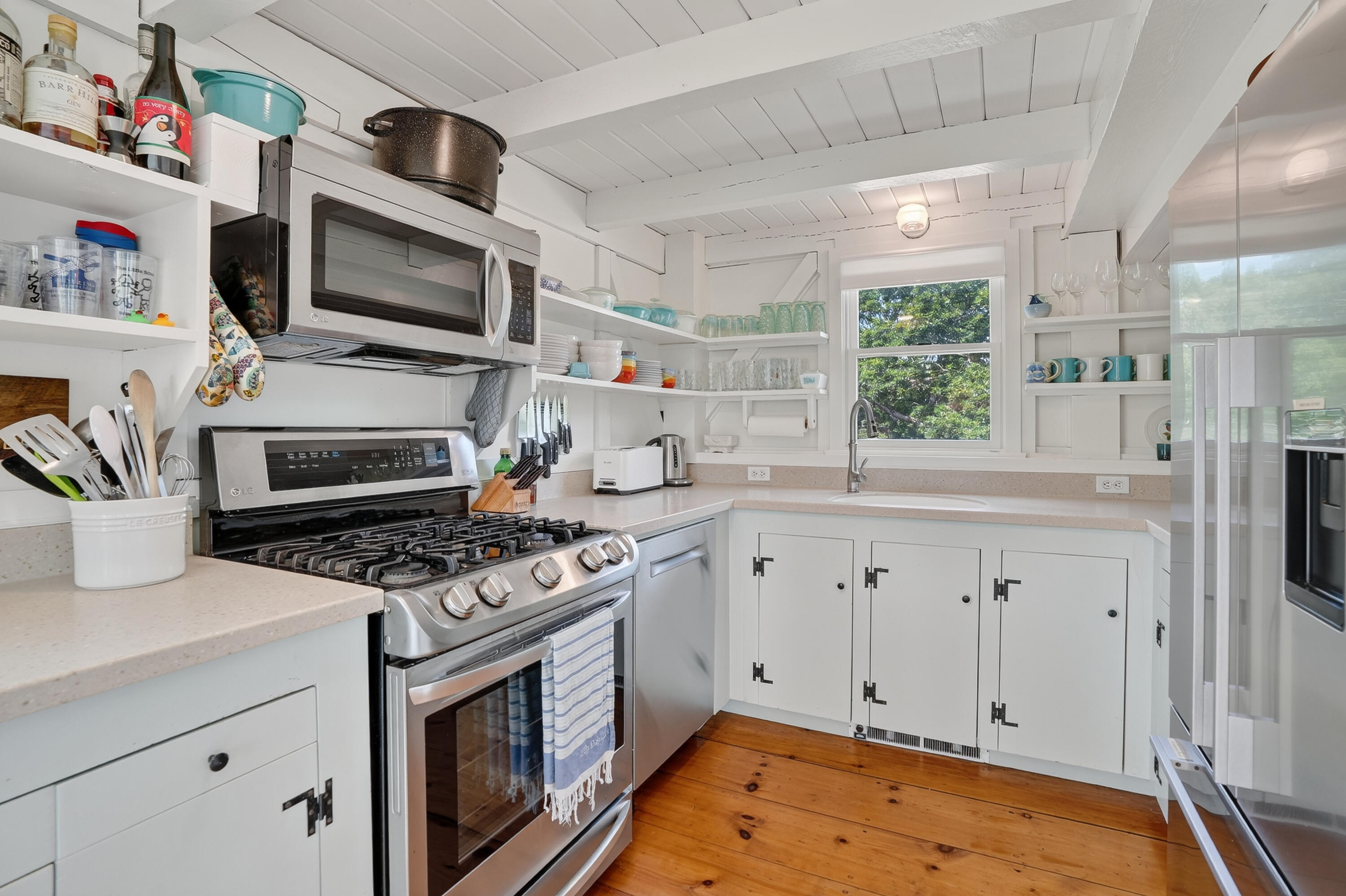 28 Black Point Road Chilmark MA 02535