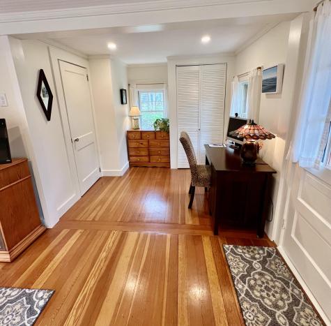 23 Cottage Street Provincetown MA 02657
