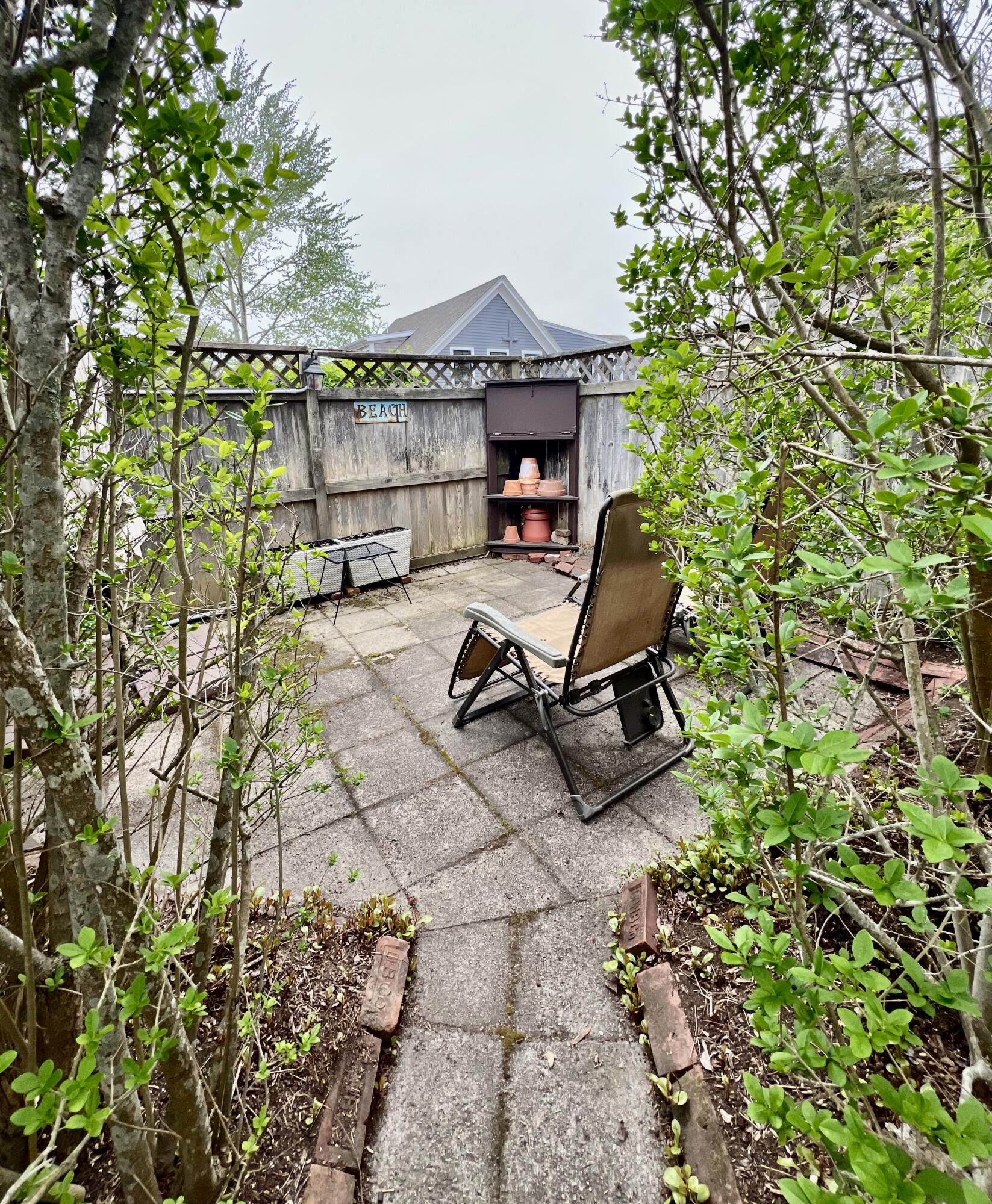 23 Cottage Street Provincetown MA 02657