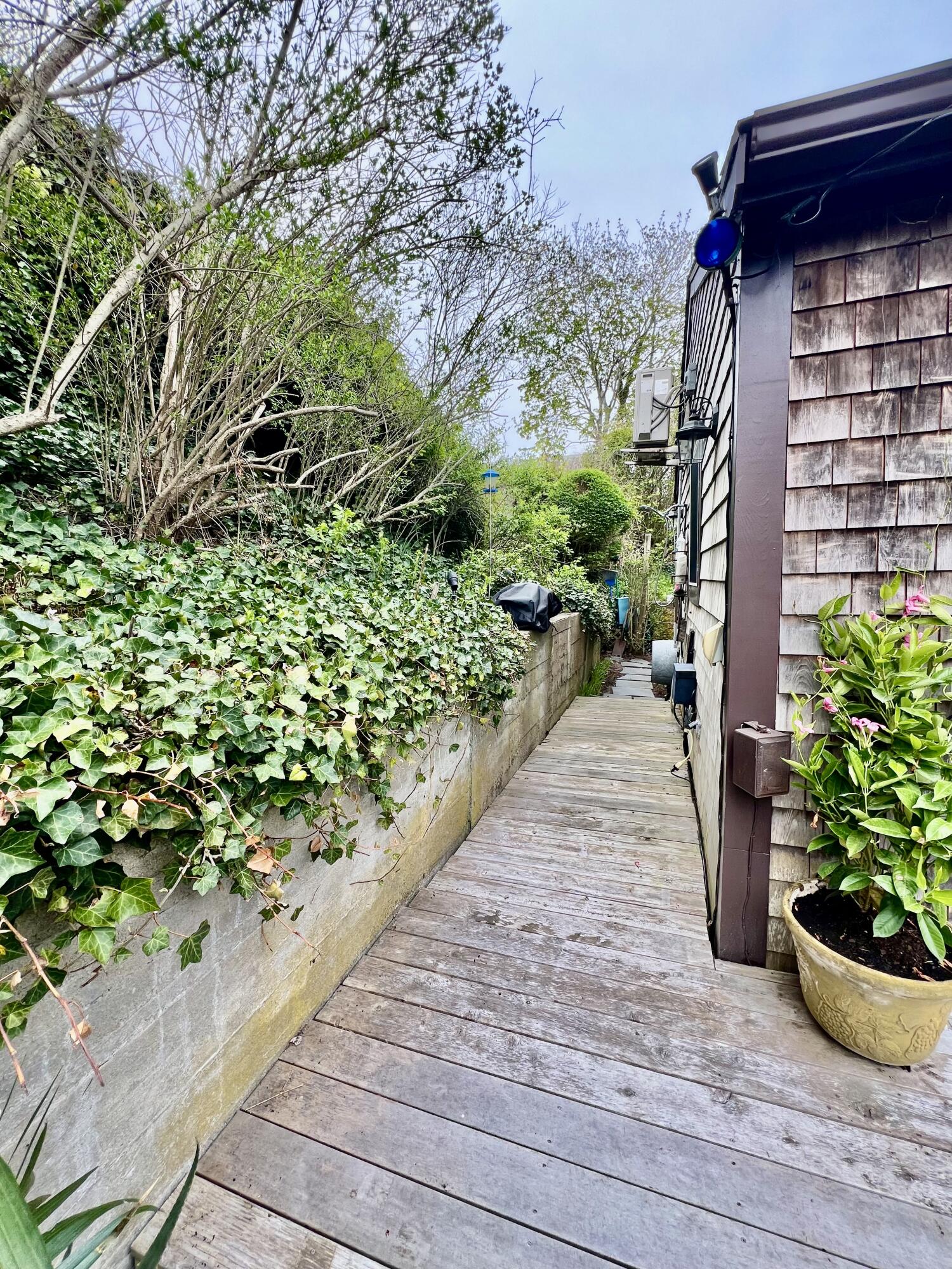 23 Cottage Street Provincetown MA 02657