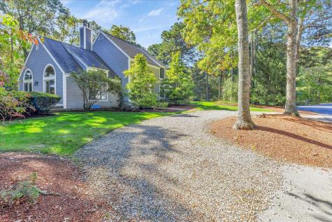 4 Florence Avenue Mashpee MA 02649