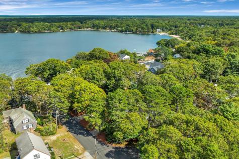 4 Florence Avenue Mashpee MA 02649