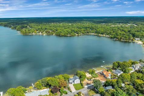 4 Florence Avenue Mashpee MA 02649