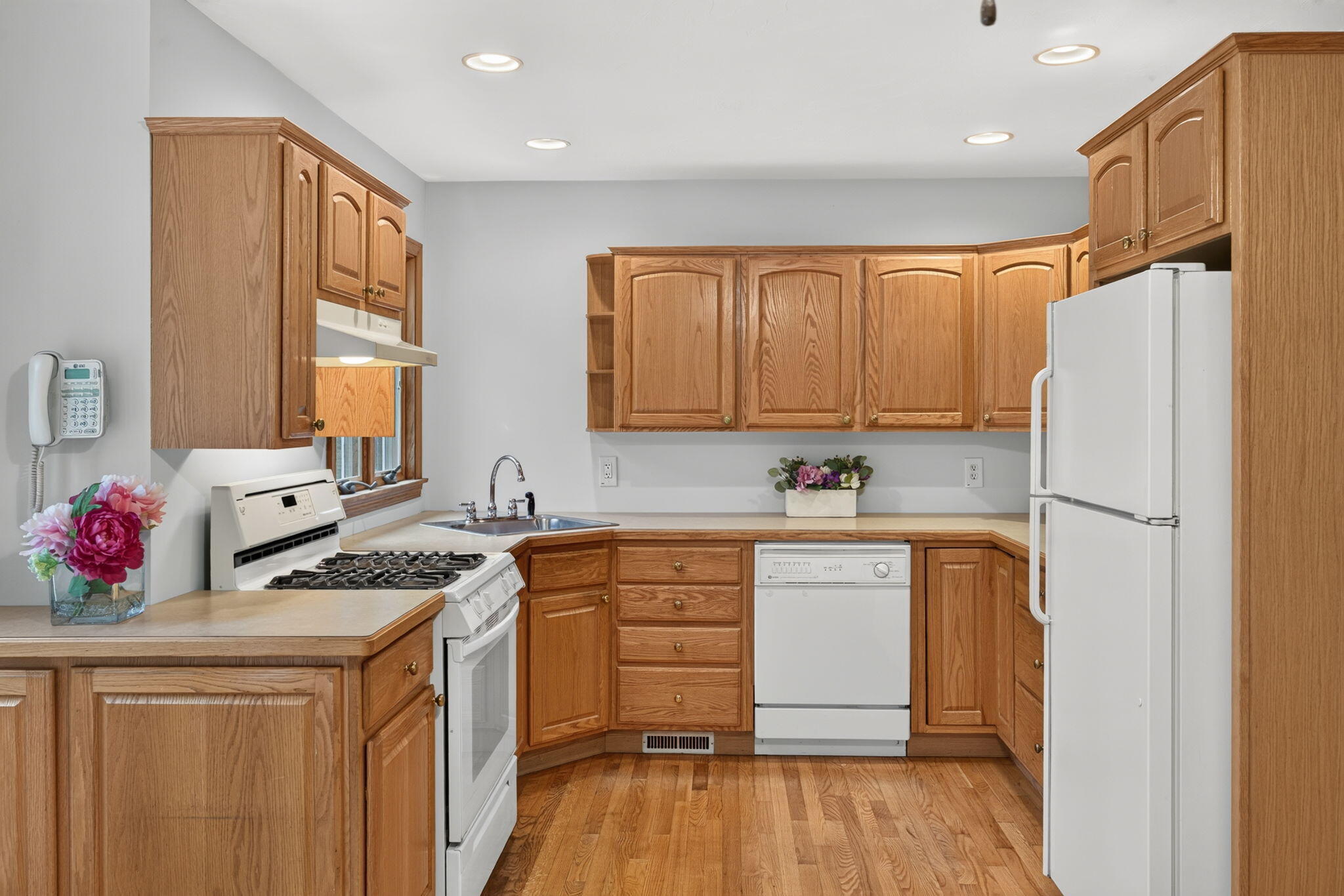 10 Spinnaker Street Sandwich MA 02563
