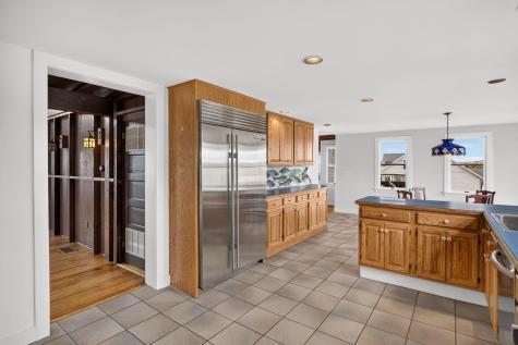 70 Menauhant Road Falmouth MA 02536