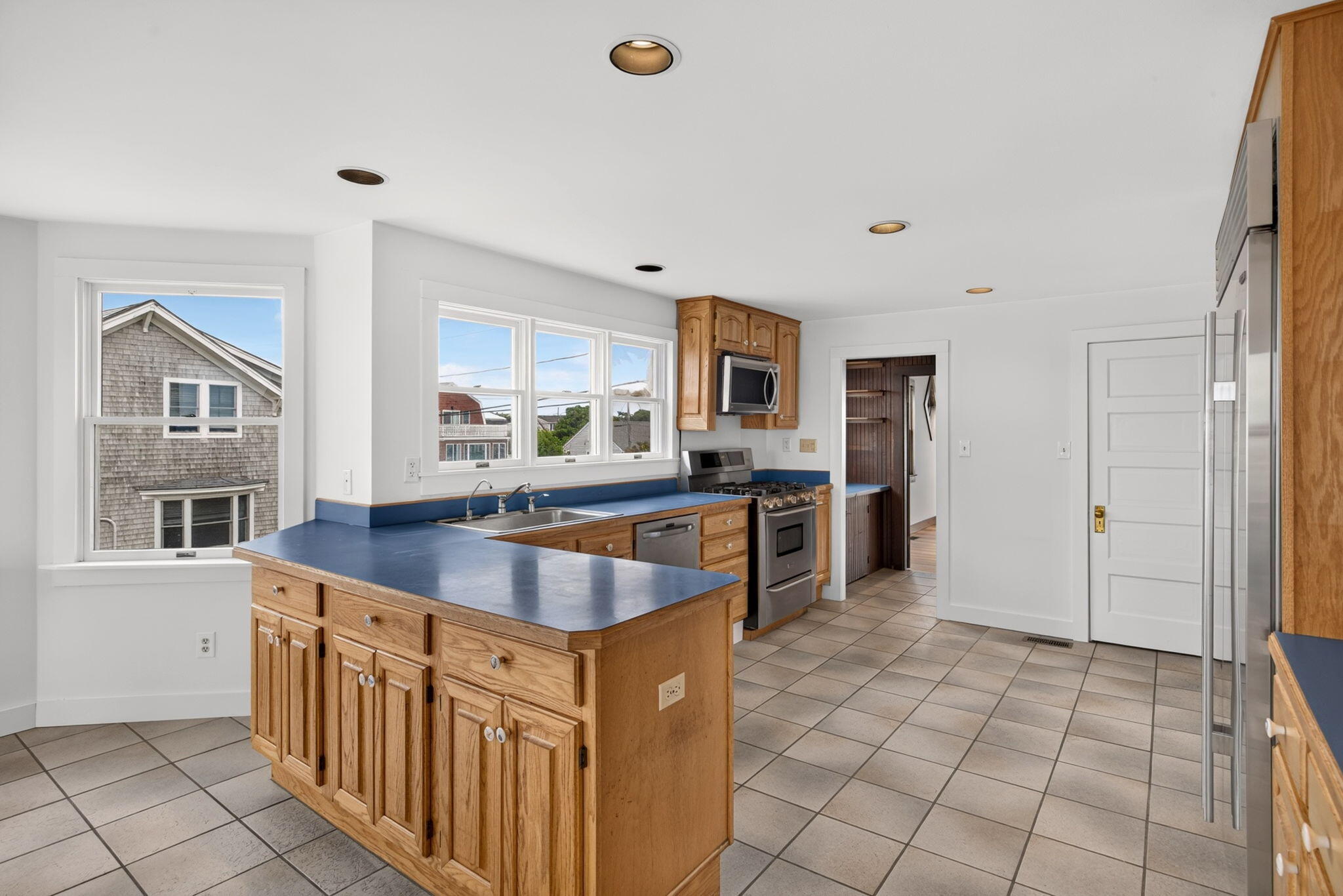 70 Menauhant Road East Falmouth MA 02536