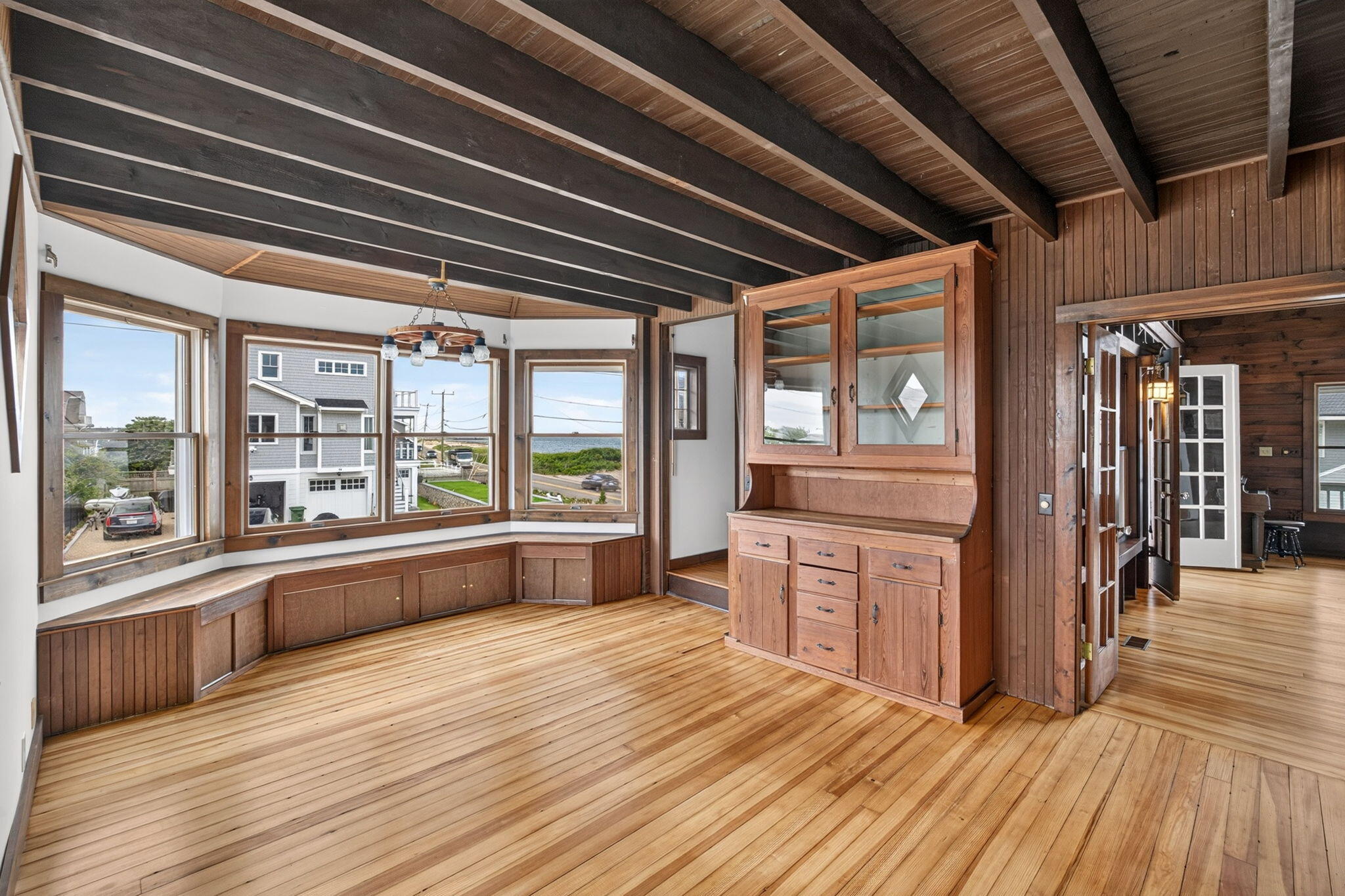 70 Menauhant Road East Falmouth MA 02536