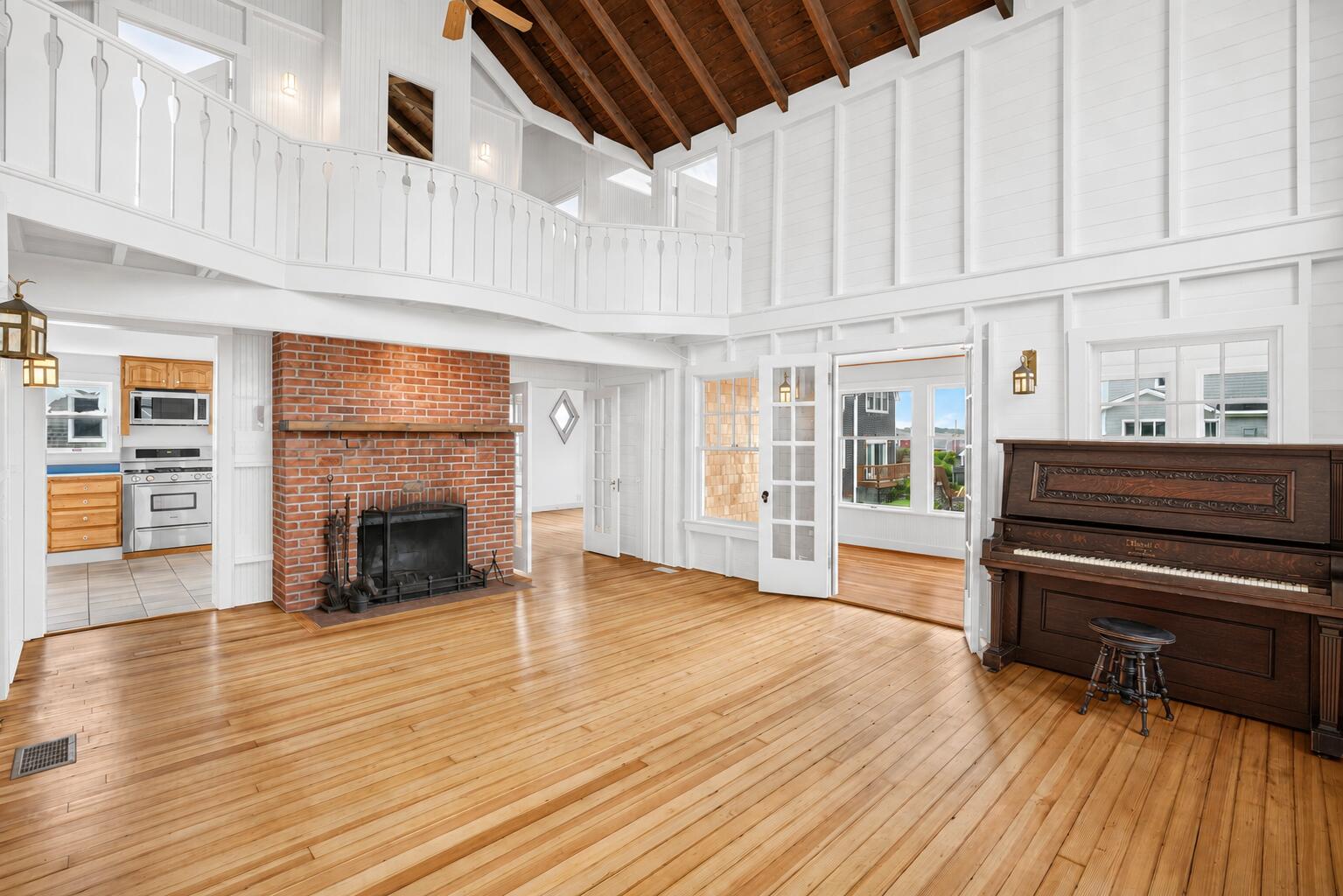 70 Menauhant Road East Falmouth MA 02536