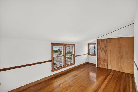 70 Menauhant Road Falmouth MA 02536