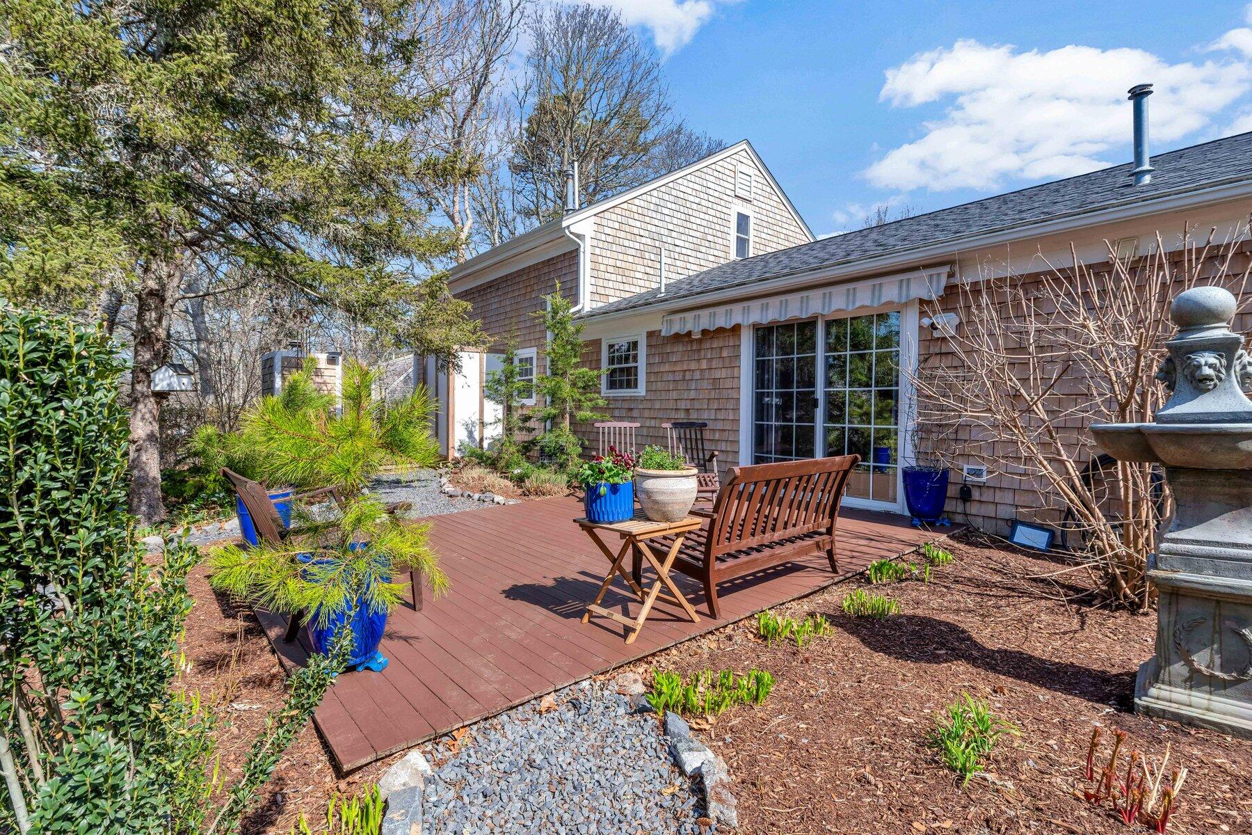 25 Frances Helen Road Yarmouth MA 02675