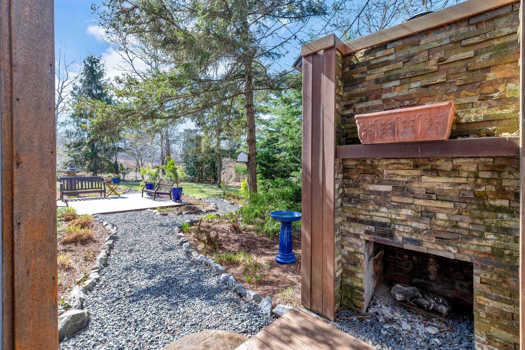 25 Frances Helen Road Yarmouth Port MA 02675
