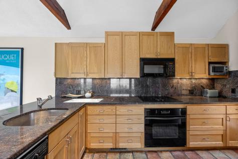 47 Fishermans Road Truro MA 02666