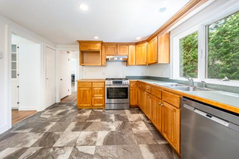52 Ellis Circle Yarmouth MA 02675