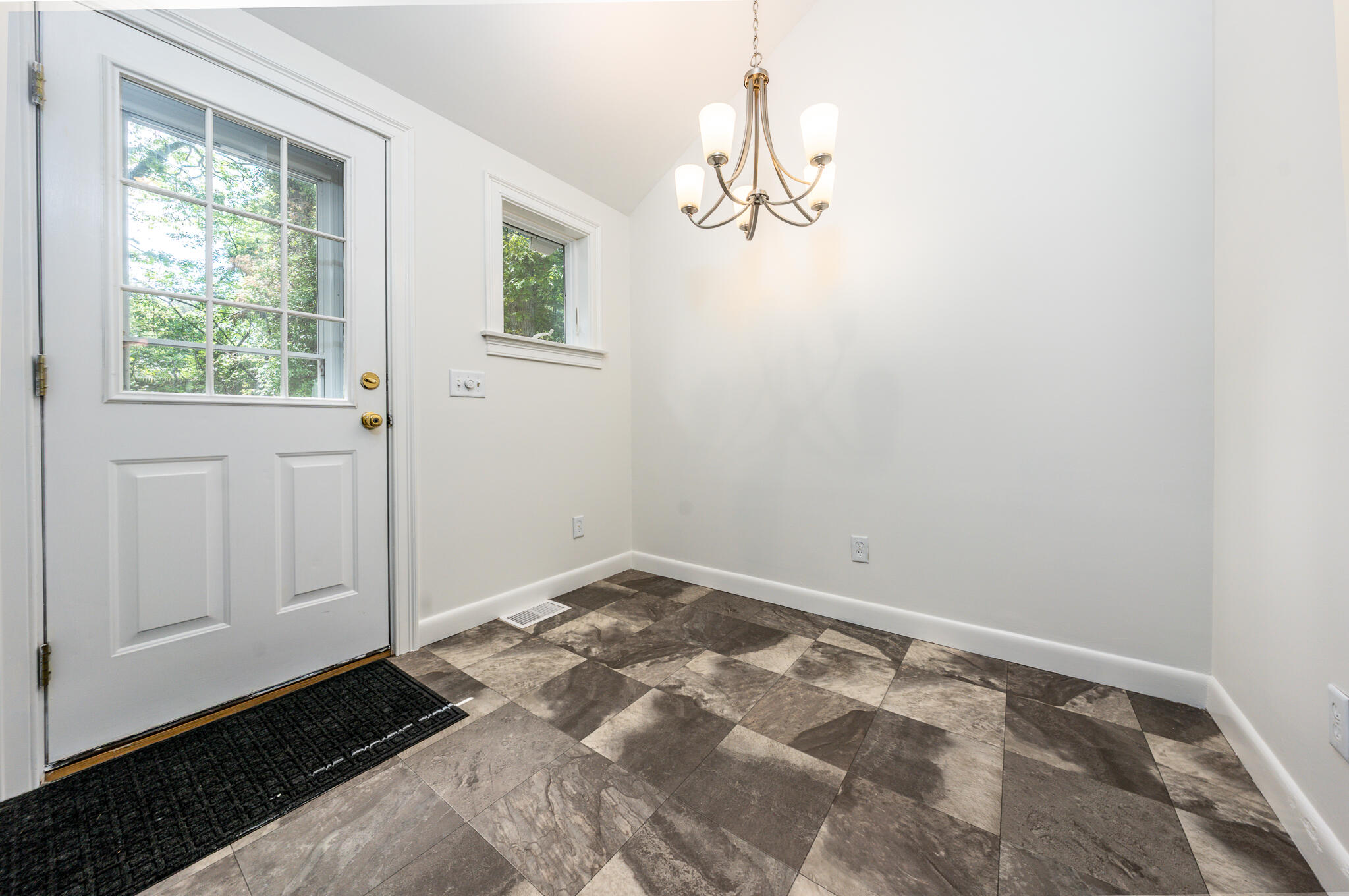 52 Ellis Circle Yarmouth MA 02675