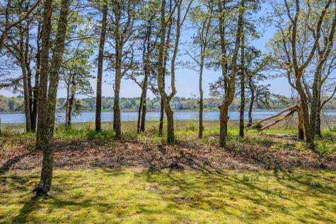 66 Squaw's Path Wareham MA 02538