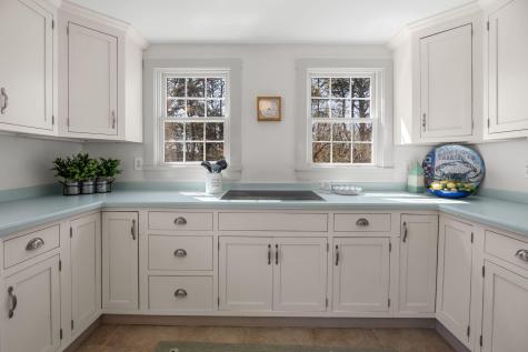 27 Whereaway Lane Wellfleet MA 02667