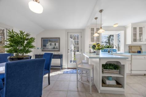 27 Whereaway Lane Wellfleet MA 02667