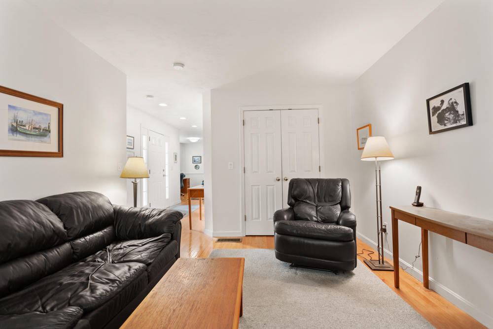 140 Falling Leaf Lane Osterville MA 02655