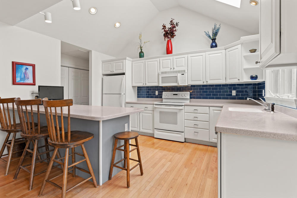 140 Falling Leaf Lane Osterville MA 02655