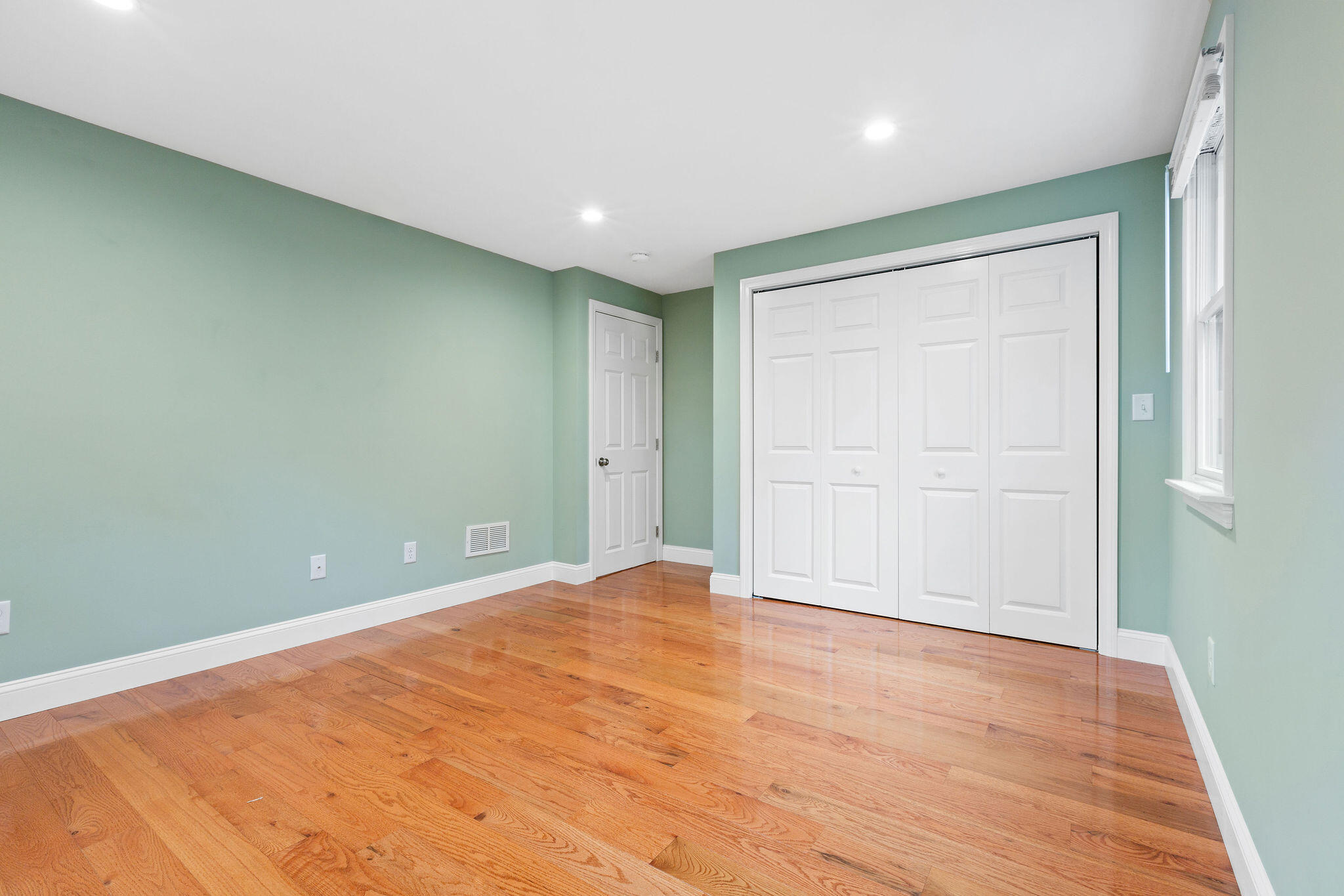 16 Standish Woods Circle Harwich MA 02645