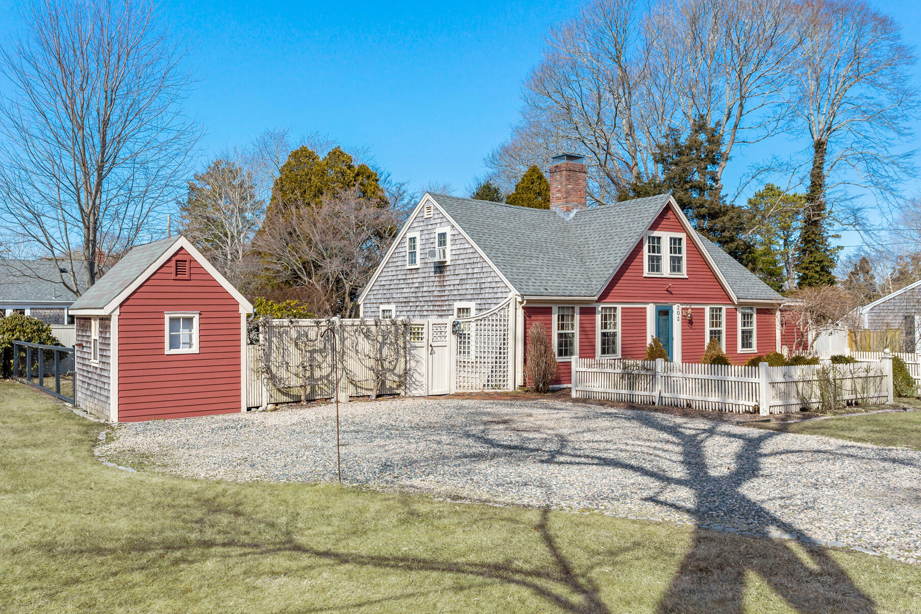 303 Phinney's Lane Barnstable MA 02632