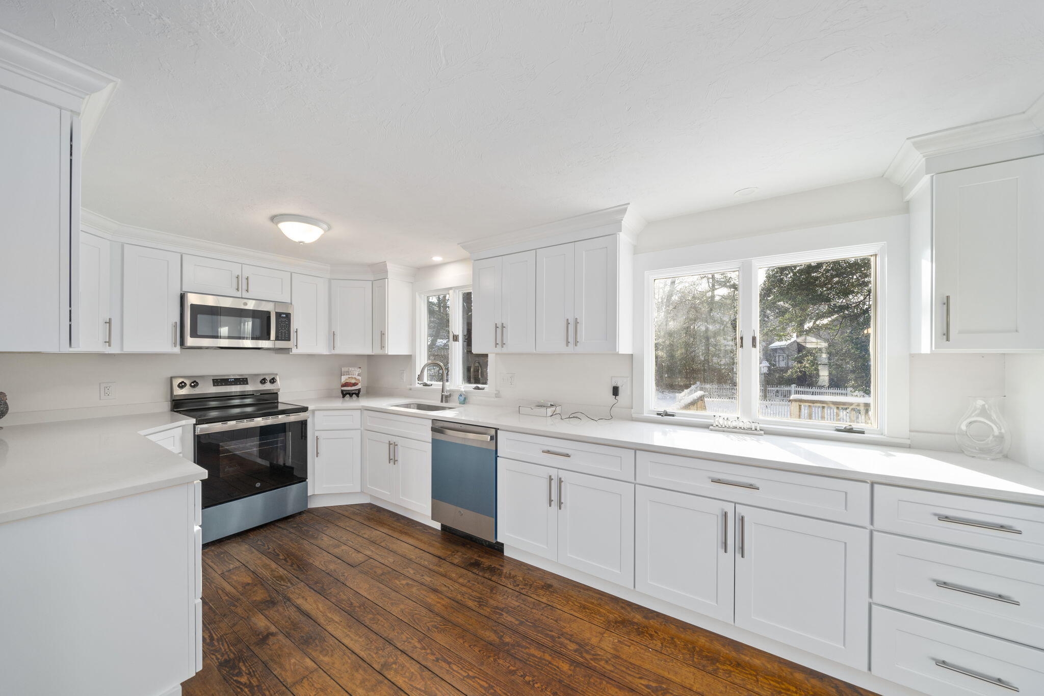 10 Sail -A Way Barnstable MA 02630