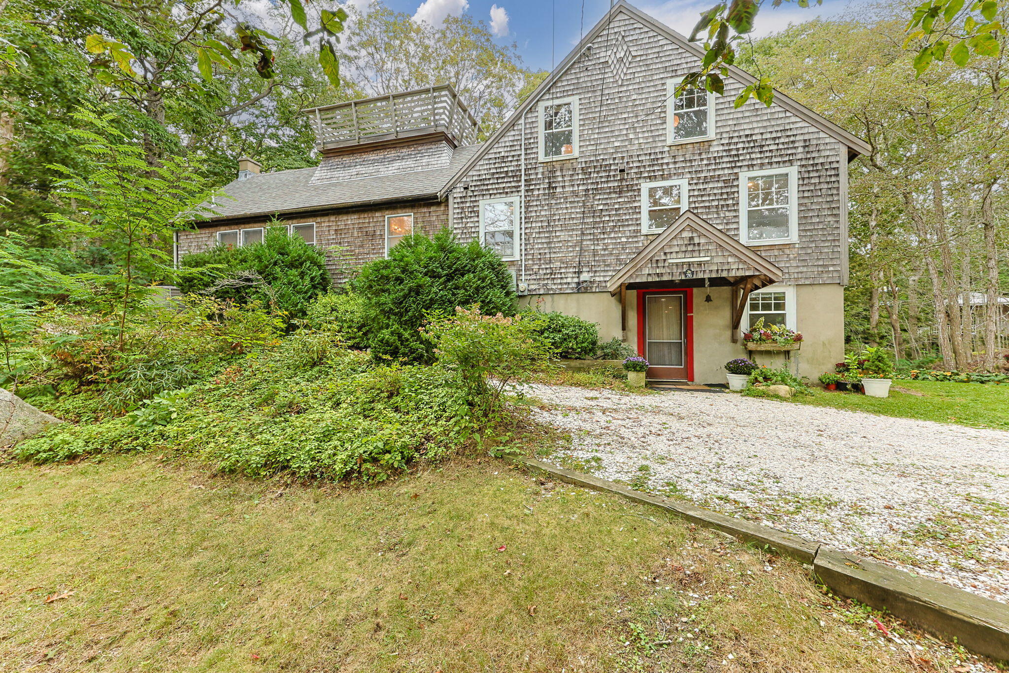 76 F R Lillie Road Falmouth MA 02540