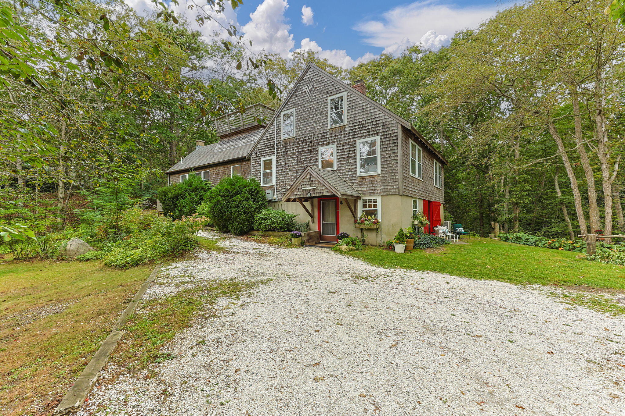 76 F R Lillie Road Falmouth MA 02540