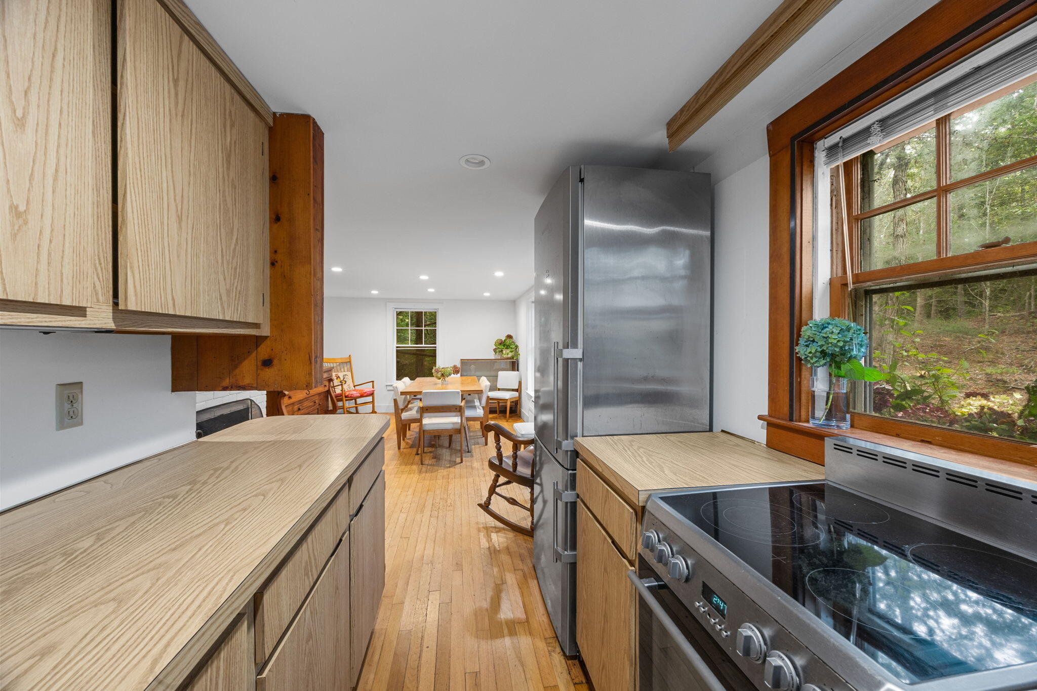 76 F R Lillie Road Falmouth MA 02540