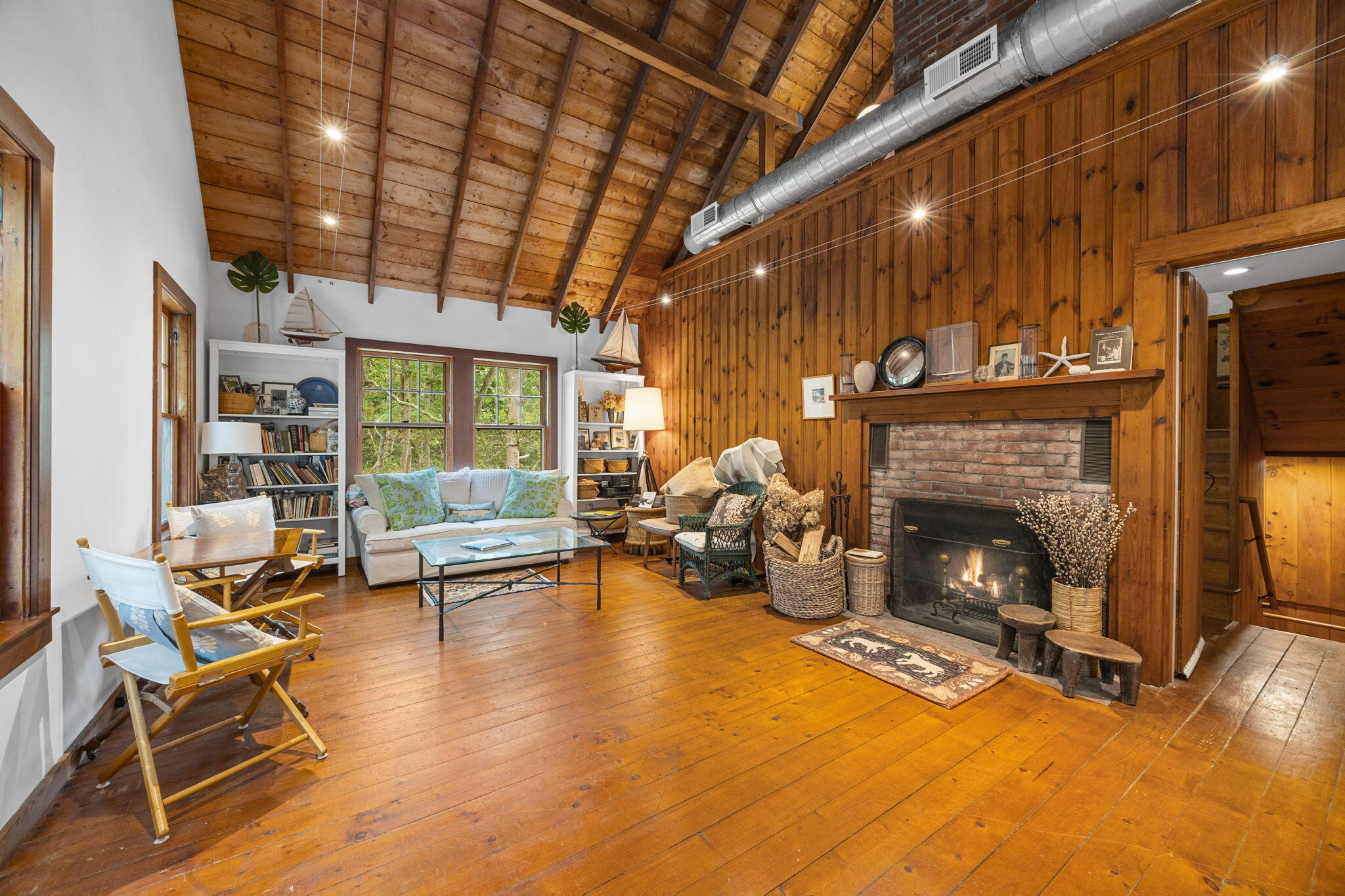 76 F R Lillie Road Falmouth MA 02540