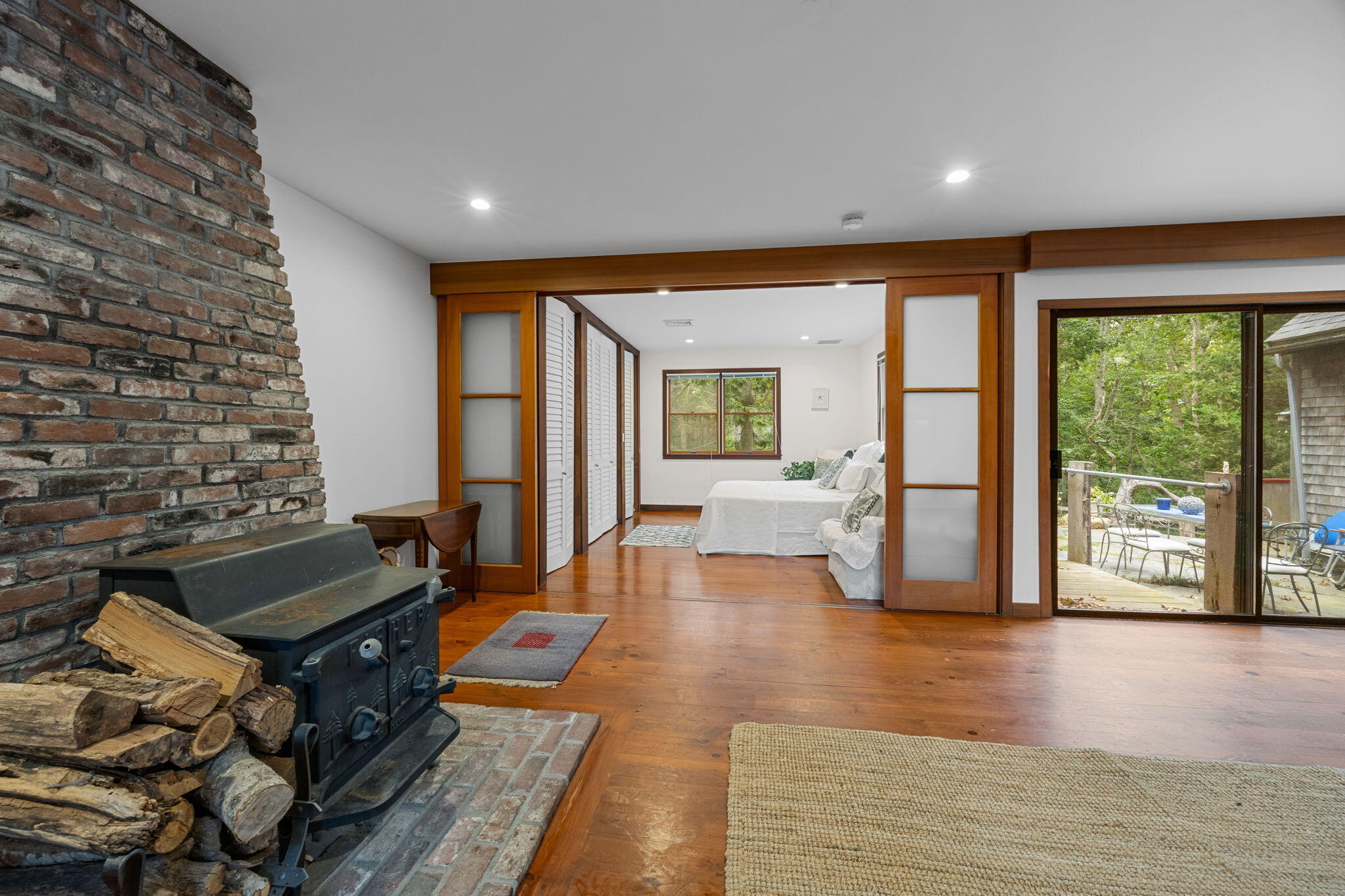 76 F R Lillie Road Falmouth MA 02540