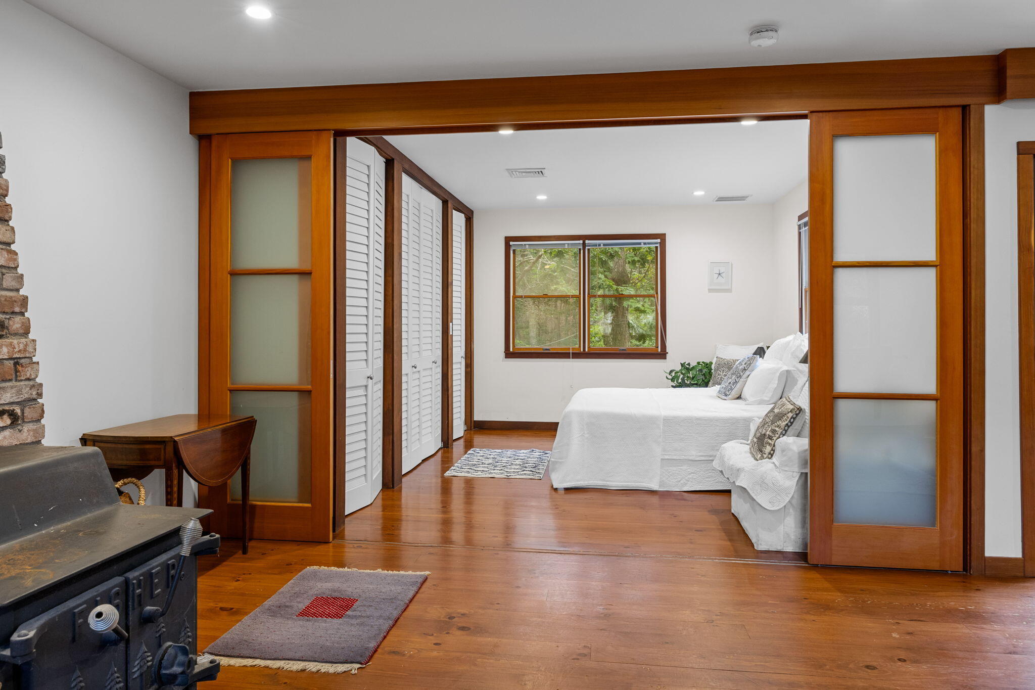 76 F R Lillie Road Falmouth MA 02540