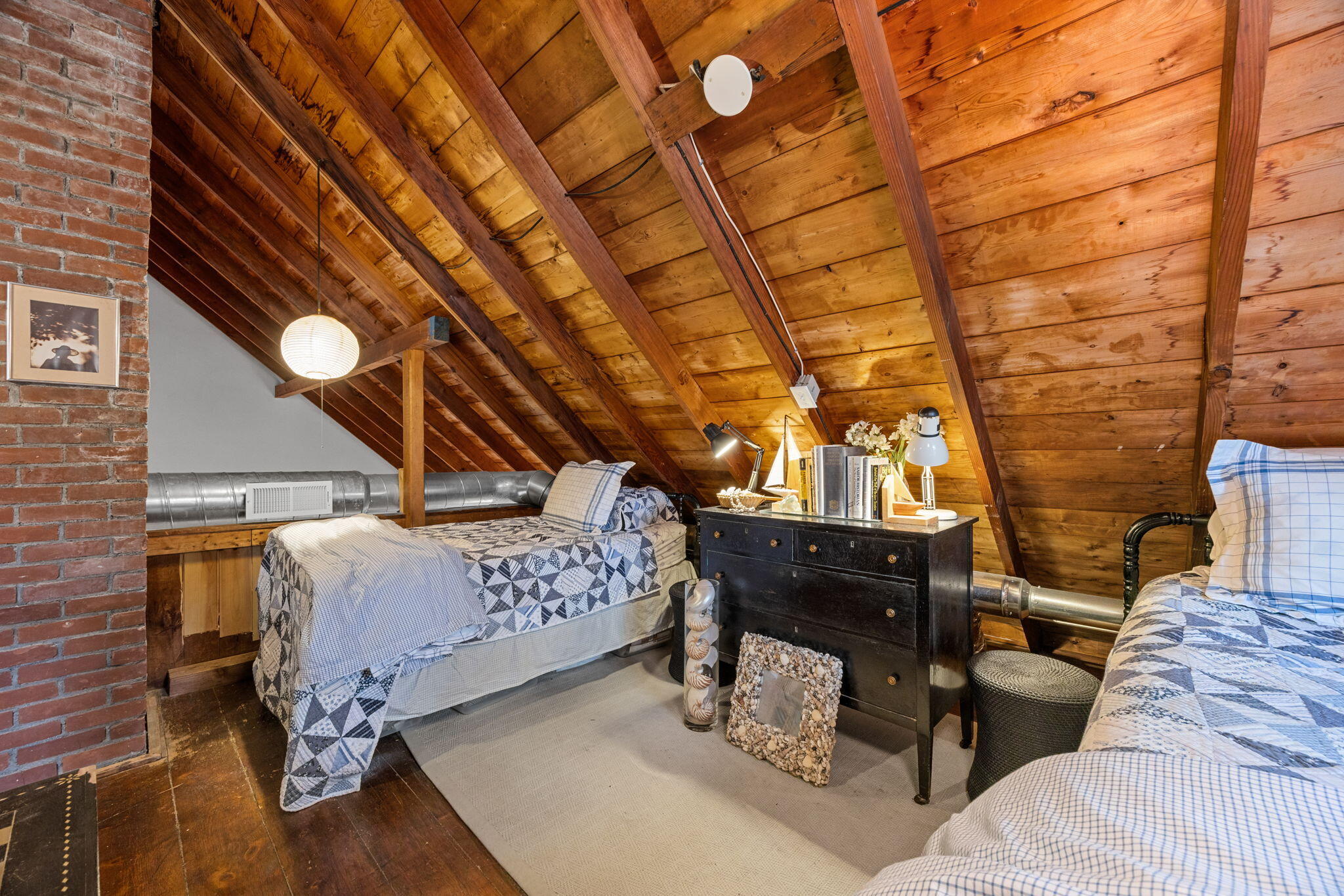 76 F R Lillie Road Falmouth MA 02540