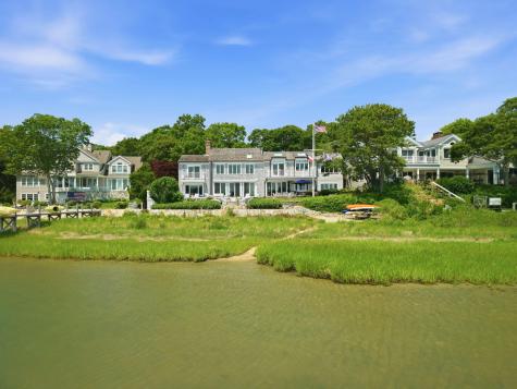 181 Daniels Island Road Mashpee MA 02649