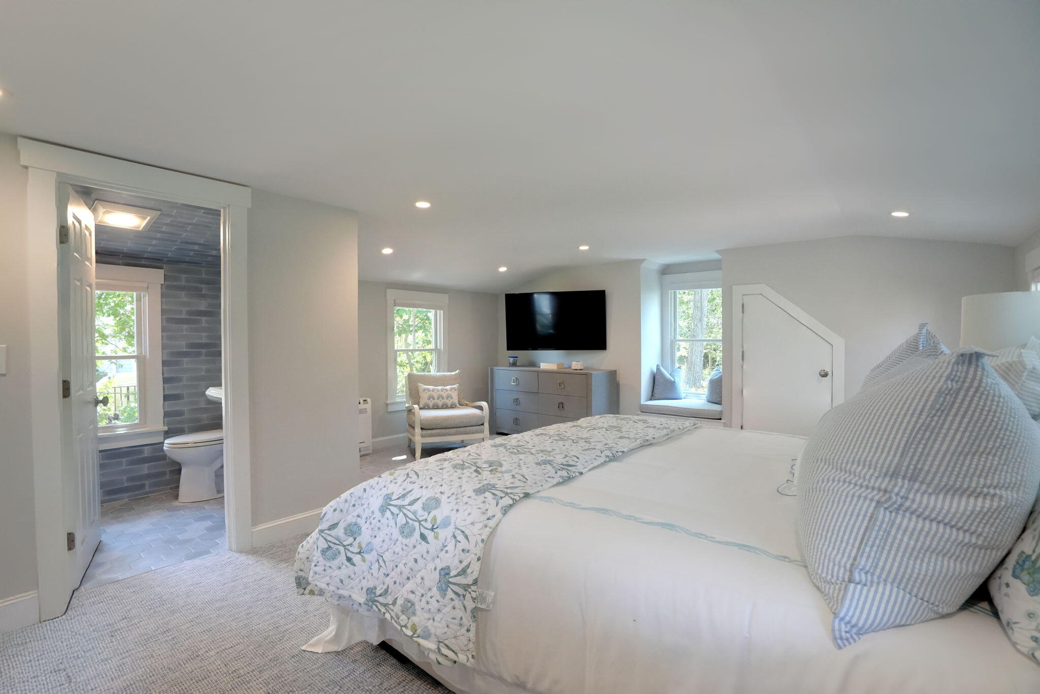 181 Daniels Island Road Mashpee MA 02649